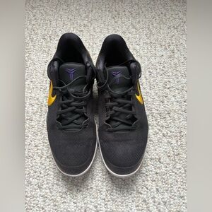 Nike Black and Gold Kids Sneakers